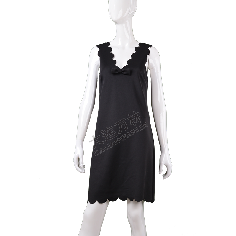 黑色V領花邊裙子